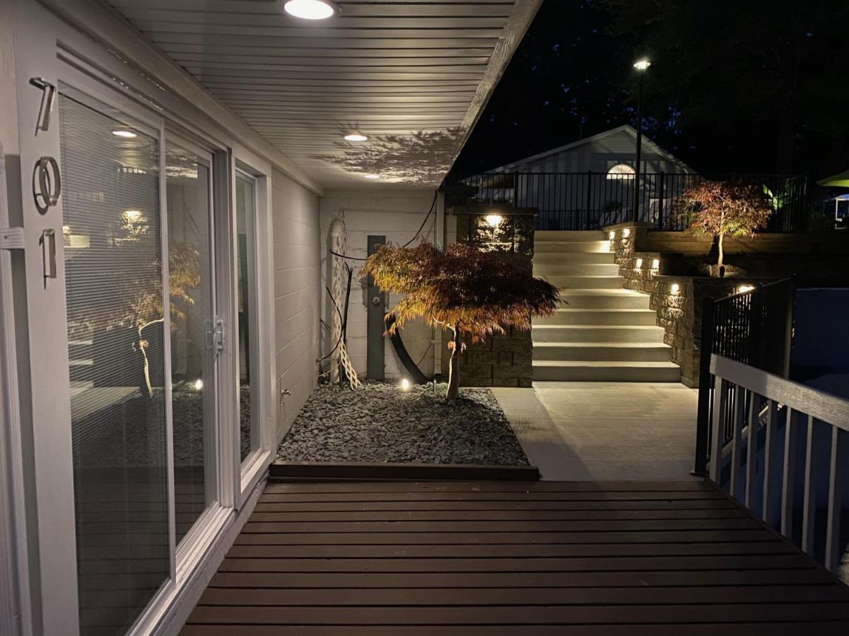 Holiday Hill Resort Саугатук Екстериор снимка